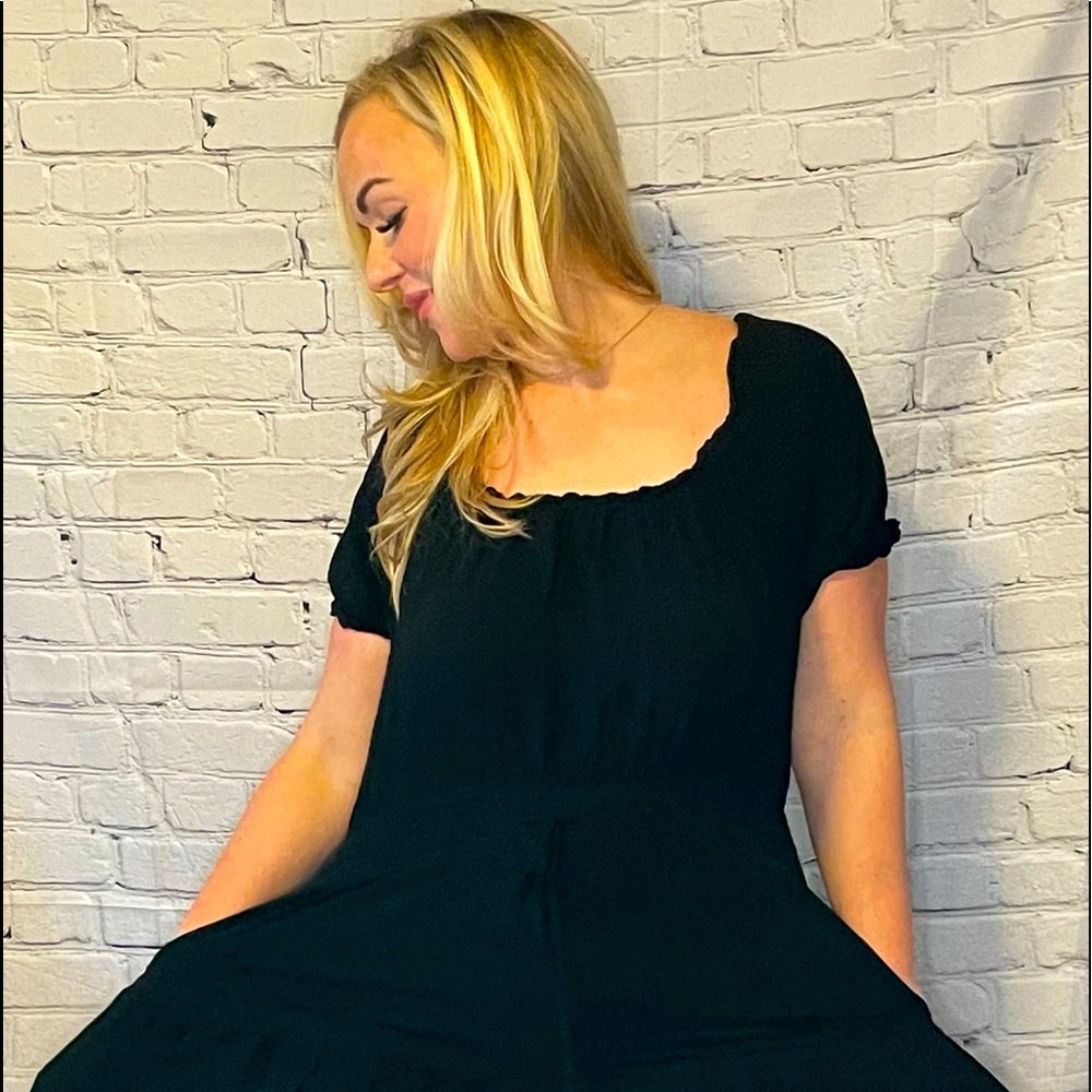 Flowy black Boheme large dress